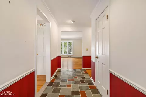 Entry Way - 72 S Duval, Grosse Pointe Shores, MI 48236 photo 1 of 2