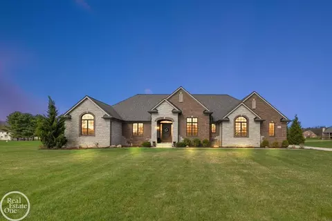 69211 Meadowbrook UNIT 1, Bruce Township, MI 48065