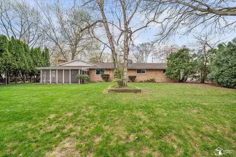 Exterior - 1170 Hillcrest, Temperance, MI 48182 photo 8 of 11