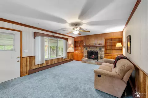 Living - 1170 Hillcrest, Temperance, MI 48182 photo 3 of 5