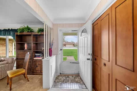 Entry Way - 1170 Hillcrest, Temperance, MI 48182 photo 1 of 2