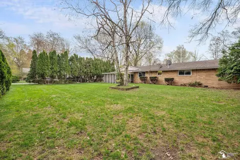 Exterior - 1170 Hillcrest, Temperance, MI 48182 photo 9 of 11