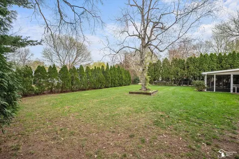Exterior - 1170 Hillcrest, Temperance, MI 48182 photo 10 of 11