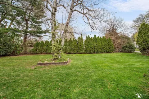 Exterior - 1170 Hillcrest, Temperance, MI 48182 photo 11 of 11
