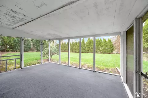 Exterior - 1170 Hillcrest, Temperance, MI 48182 photo 5 of 11