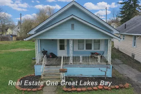 712 N Woodbridge, Saginaw, MI 48602