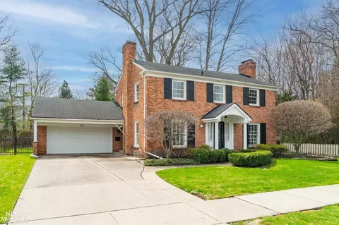 Exterior - 171 Moran, Grosse Pointe Farms, MI 48236 photo 7 of 9