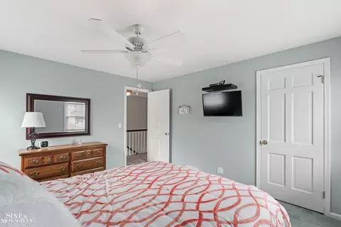 Bedroom - 171 Moran, Grosse Pointe Farms, MI 48236 photo 2 of 4