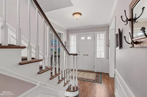 Entry Way - 171 Moran, Grosse Pointe Farms, MI 48236 photo 2 of 4