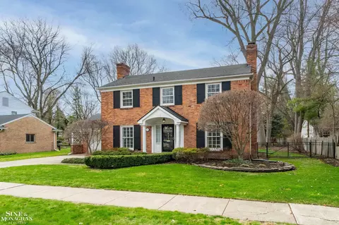 Exterior - 171 Moran, Grosse Pointe Farms, MI 48236 photo 8 of 9