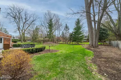 Exterior - 171 Moran, Grosse Pointe Farms, MI 48236 photo 2 of 9