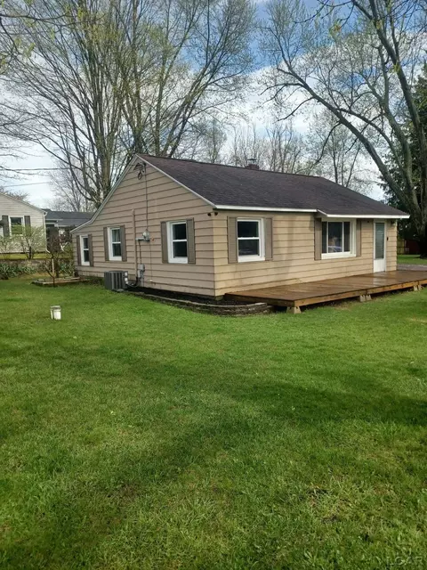 5021 Ogden, Adrian, MI 49221