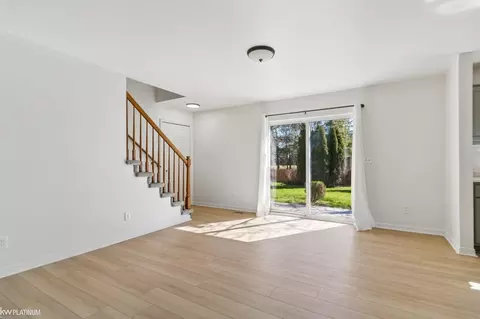Living - 45880 Brookside N #93, Macomb, MI 48044 photo 4 of 4