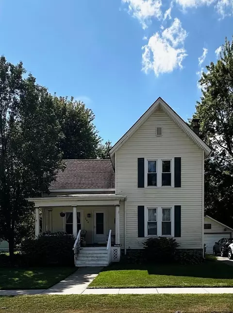 284 E Saint Clair, Romeo, MI 48065