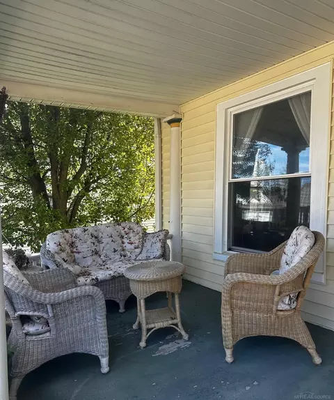 Exterior - 284 E Saint Clair, Romeo, MI 48065 photo 1 of 3