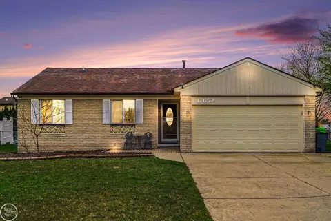 17652 Millstone, Macomb, MI 48044