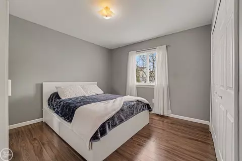 Bedroom - 17652 Millstone, Macomb, MI 48044 photo 3 of 4