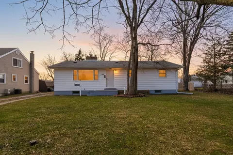 2300 S Lincoln, Bay City, MI 48708
