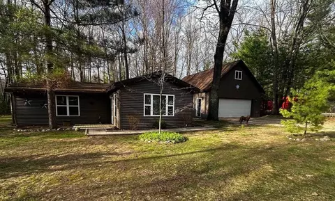 1198 Lavely, Harrison, MI 48625