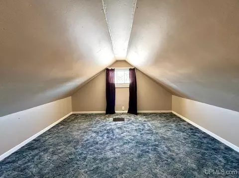 Bedroom - 160 N Lilac, Ishpeming, MI 49849 photo 7 of 9