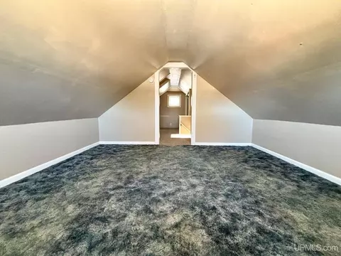 Bedroom - 160 N Lilac, Ishpeming, MI 49849 photo 6 of 9