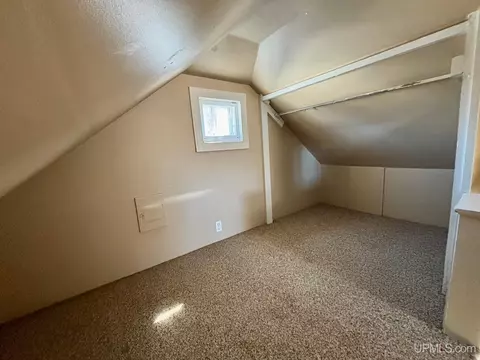 Bedroom - 160 N Lilac, Ishpeming, MI 49849 photo 8 of 9