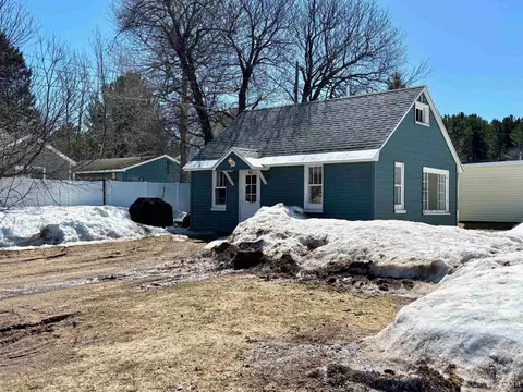 Exterior - 160 N Lilac, Ishpeming, MI 49849 photo 3 of 8