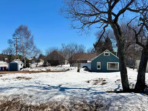 Exterior - 160 N Lilac, Ishpeming, MI 49849 photo 7 of 8