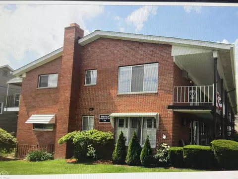 2121 Clawson #BLDG D, Royal Oak, MI 48073