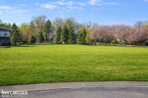 4181 London, Grand Blanc, MI 48439