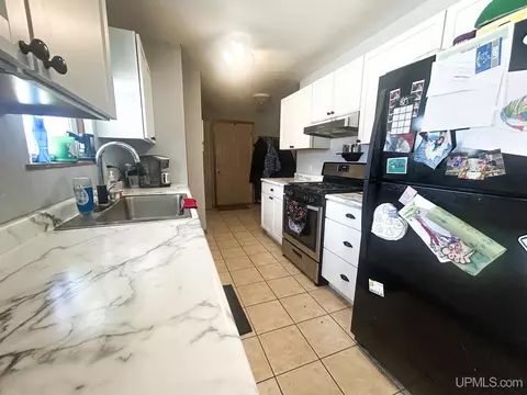 Kitchen - e12416 Percy Road, Shingleton, MI 49884 photo 2 of 2