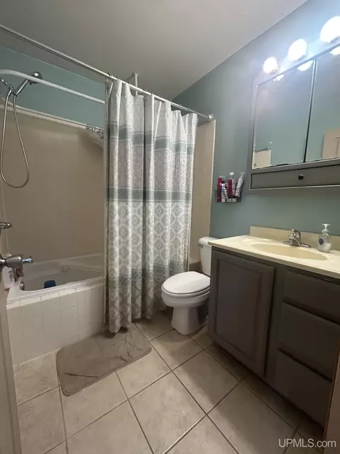 Bath - e12416 Percy Road, Shingleton, MI 49884 photo 1 of 2