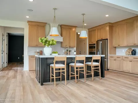 Kitchen - 24610 Sawgrass, Macomb, MI 48042 photo 1 of 3