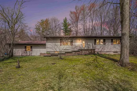 1754 W Chippewa Riv, Midland, MI 48640