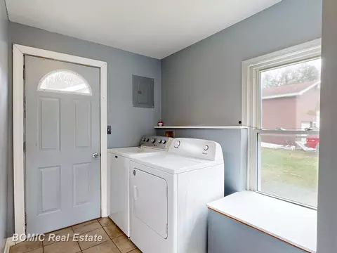 Other - 2751 E Deckerville, Caro, MI 48723 photo 4 of 8