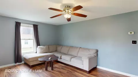 Living - 2751 E Deckerville, Caro, MI 48723 photo 1 of 3