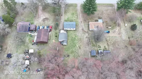 View/Area - 2751 E Deckerville, Caro, MI 48723 photo 3 of 7