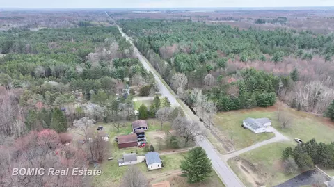 View/Area - 2751 E Deckerville, Caro, MI 48723 photo 5 of 7