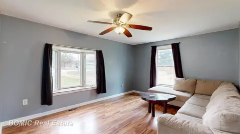 Living - 2751 E Deckerville, Caro, MI 48723 photo 3 of 3