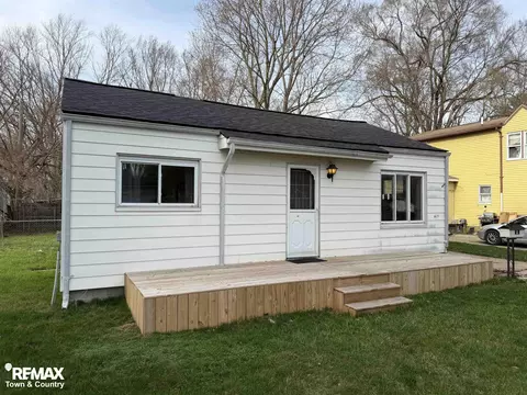 Exterior - 415 Oak, Mount Morris, MI 48458 photo 1 of 3