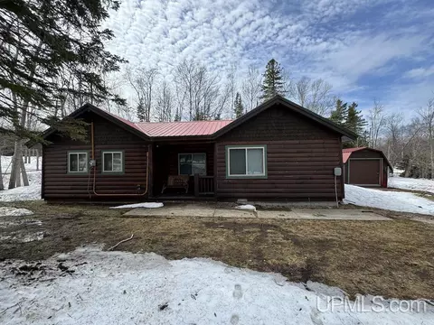 14115 N Ellen, Grand Marais, MI 49839