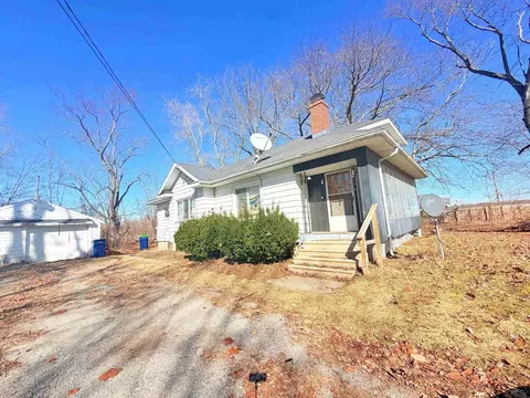 1820 Husen, Saginaw, MI 48601