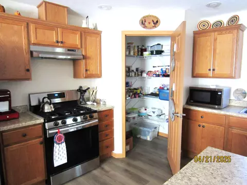 Kitchen - Undisclosed, Gladwin, MI 48624 photo 1 of 3