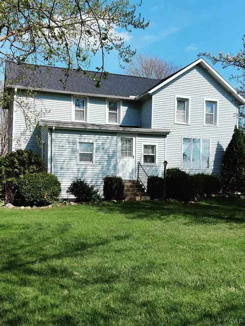 8135 Berkey, Blissfield, MI 49228