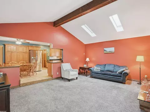 Living - 47431 Kathleen, Macomb, MI 48044 photo 3 of 7