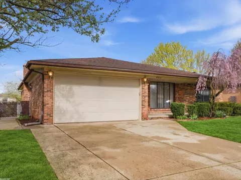 Exterior - 47431 Kathleen, Macomb, MI 48044 photo 2 of 11