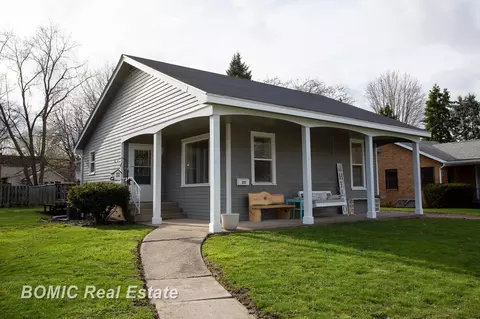 215 Washington, Vassar, MI 48768