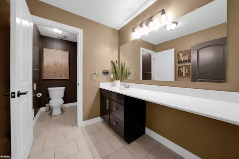 Bath - 55553 Morgan, Macomb, MI 48042 photo 1 of 5