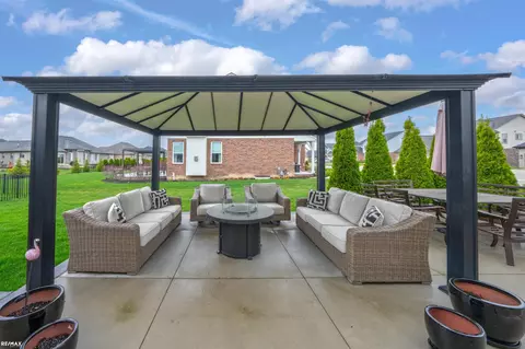 Exterior - 55553 Morgan, Macomb, MI 48042 photo 5 of 10