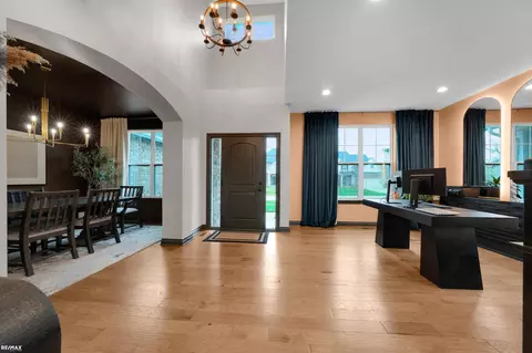 Entry Way - 55553 Morgan, Macomb, MI 48042 photo 3 of 6